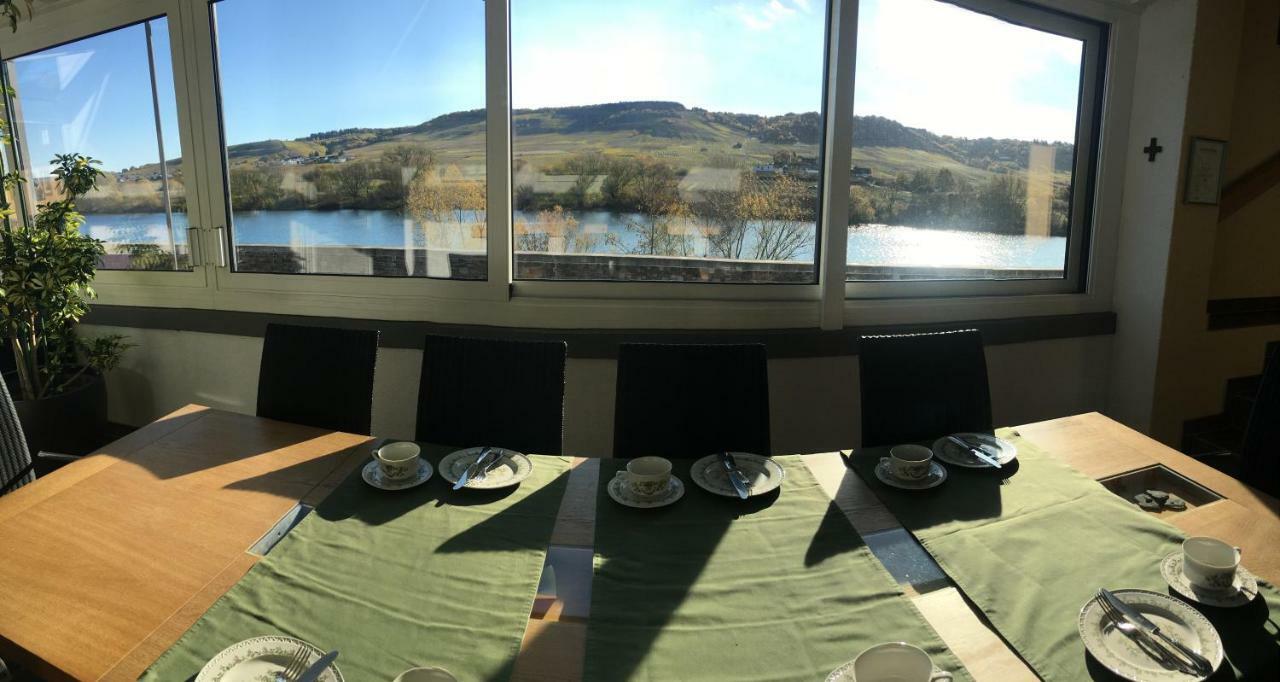 Gaestehaus Weingut Meierer Kesten Экстерьер фото